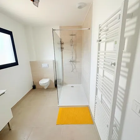 Sumptuous Luxury With Pool And Jacuzzi Villa