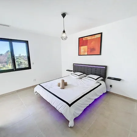 Villa Sumptuous Luxury With Pool And Jacuzzi *