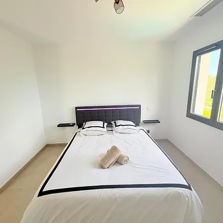Villa Sumptuous Luxury With Pool And Jacuzzi