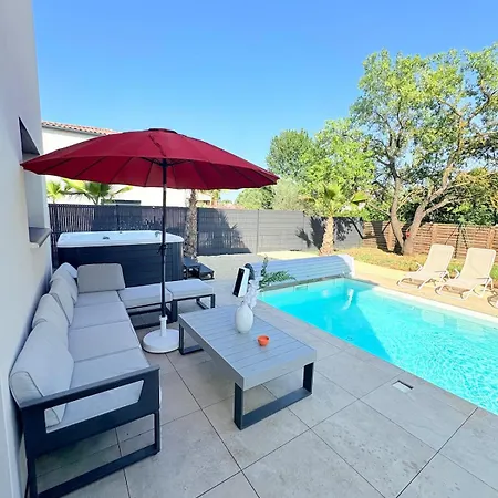 Sumptuous Luxury With Pool And Jacuzzi Villa *